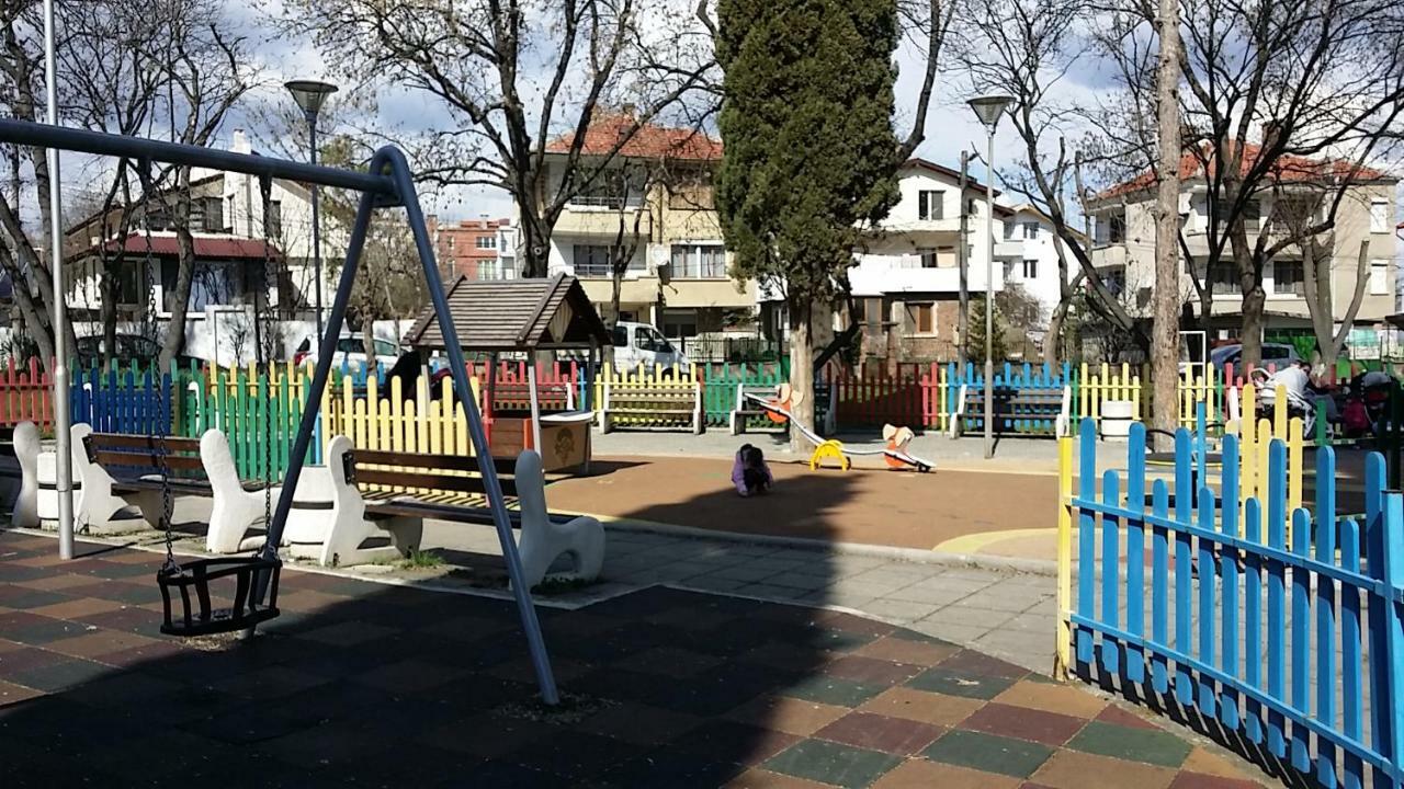 Студио Изгрев Burgas Exterior foto